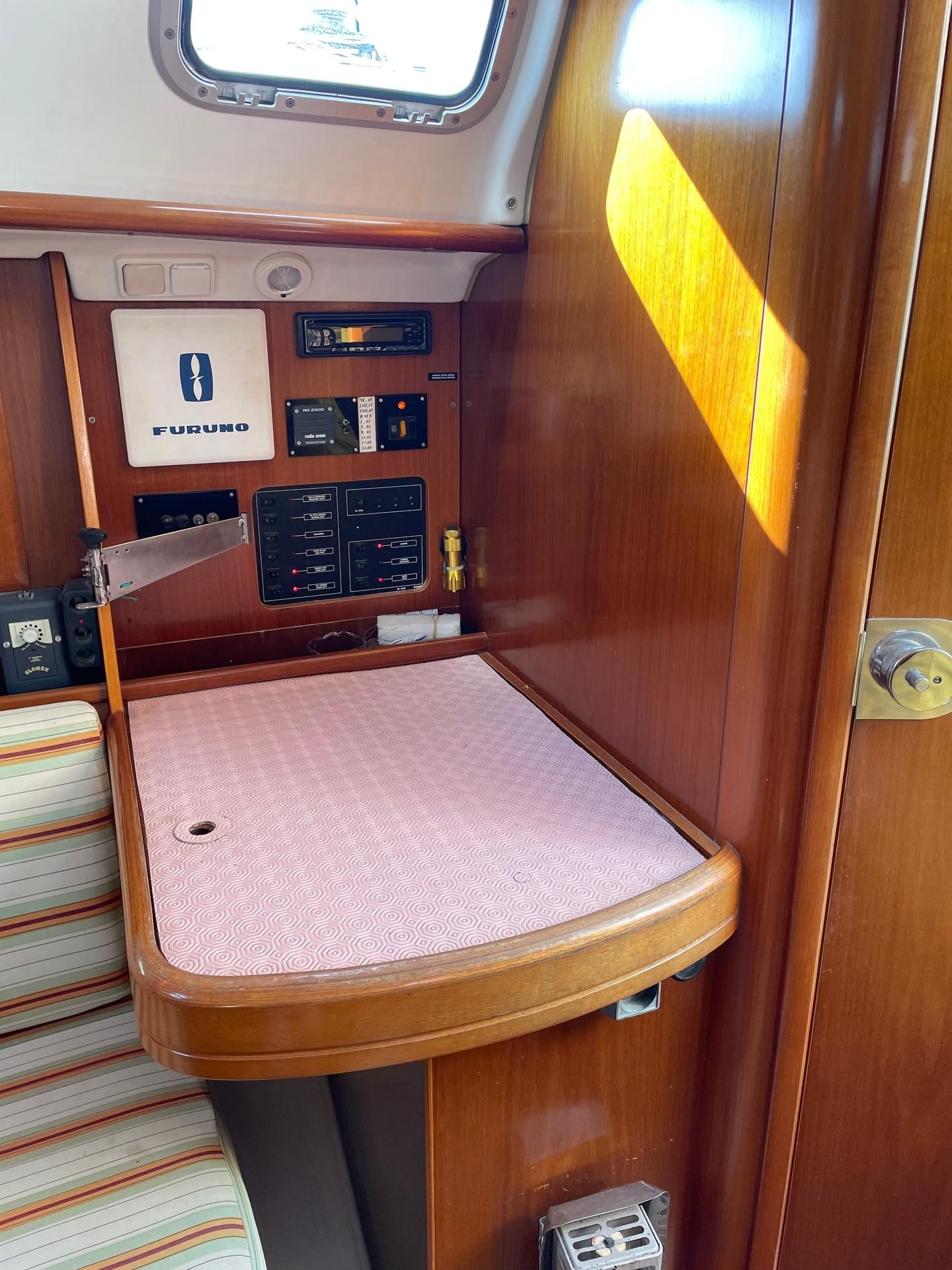 slider 9 Beneteau Oceanis 311 Clipper